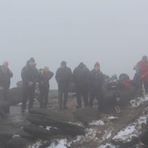A misty lunch stop. Photo © SHT