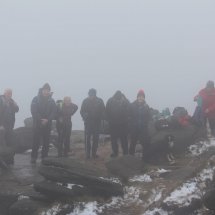 A misty lunch stop. Photo © SHT